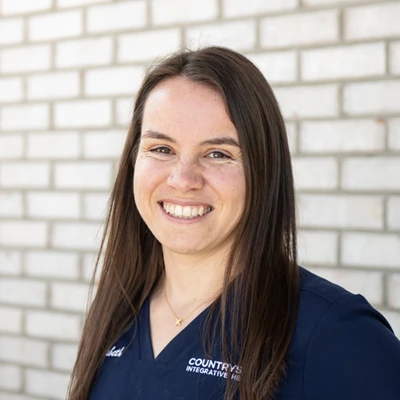 A headshot photo of Dr. Elizabeth Skipper from Countryside Integrative Health